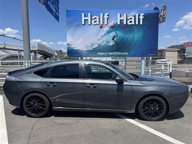 Car thumbnail 3