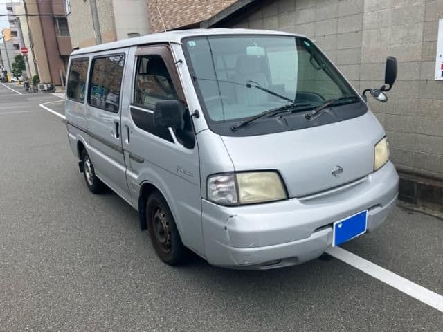 NISSAN