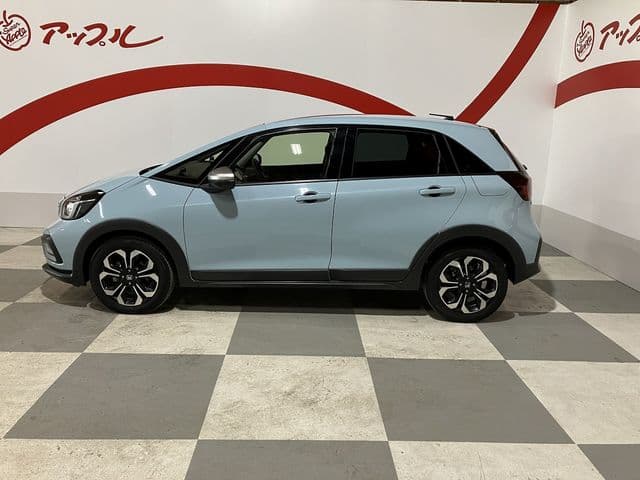 Car thumbnail 3