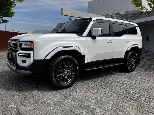 Car thumbnail 2