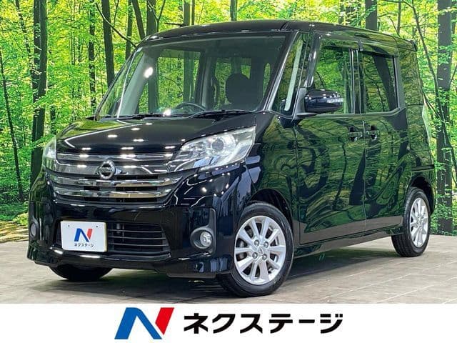 NISSAN