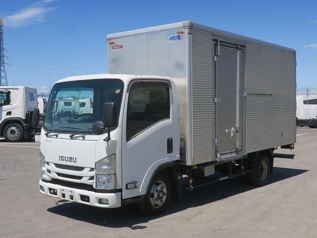 ISUZU