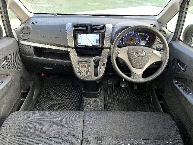 Car thumbnail 2