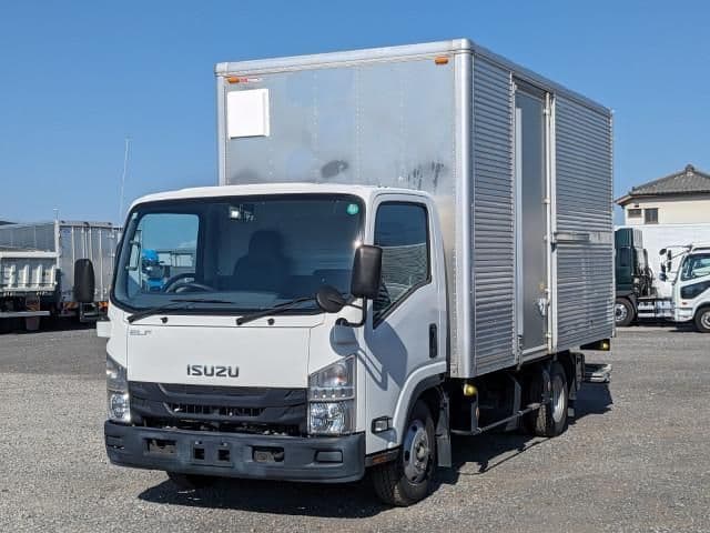 ISUZU