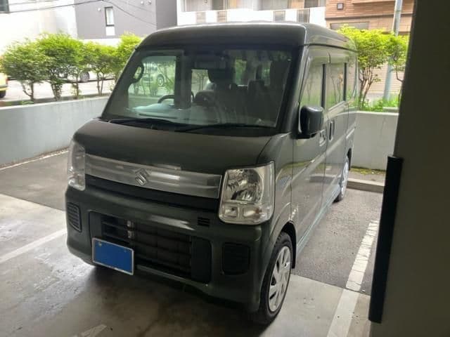 SUZUKI