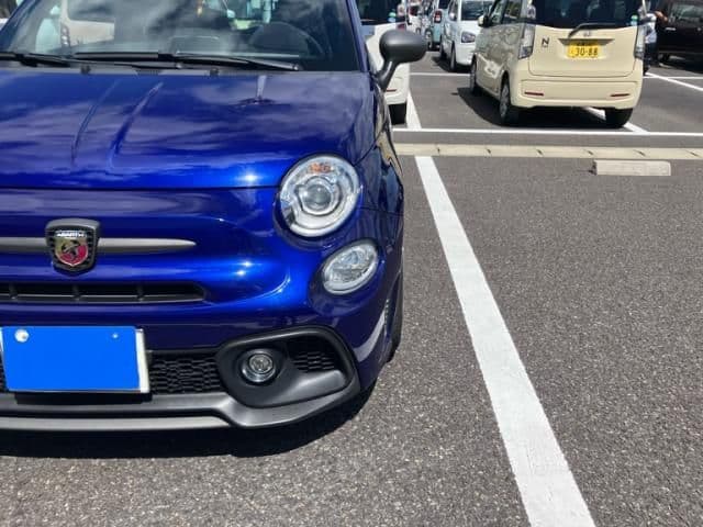 Car thumbnail 2