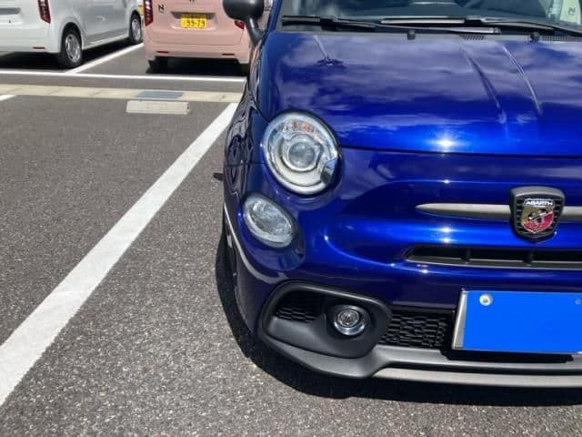 Car thumbnail 3