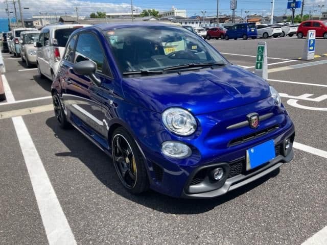 Car thumbnail 4