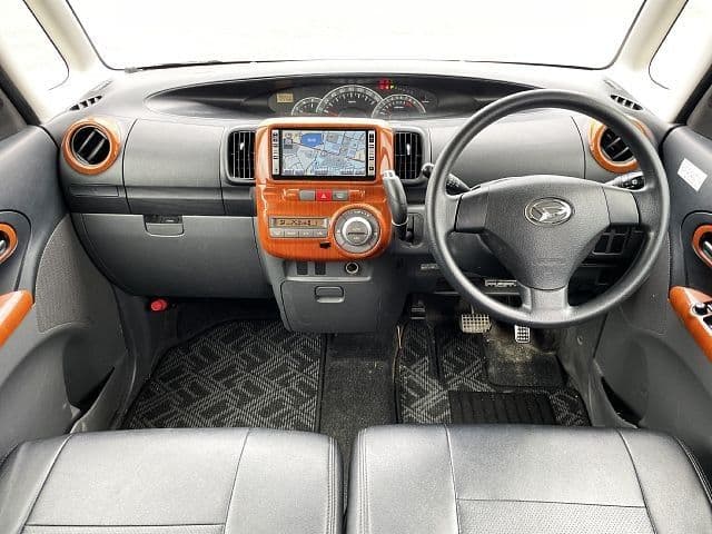 Car thumbnail 2