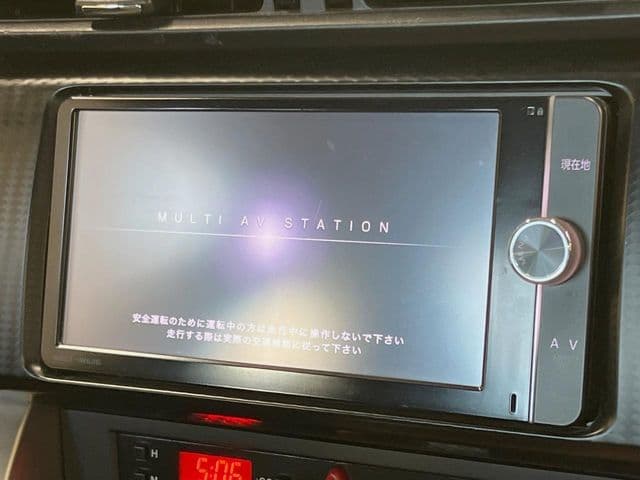 Car thumbnail 4