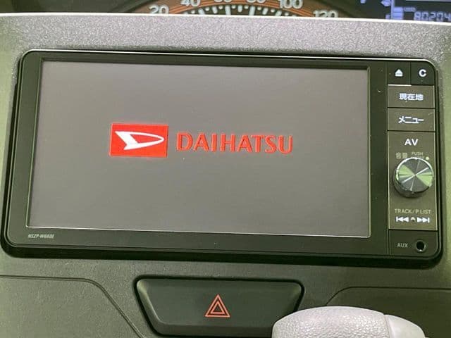 Car thumbnail 3