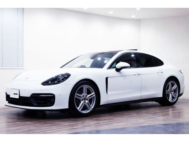 PORSCHE