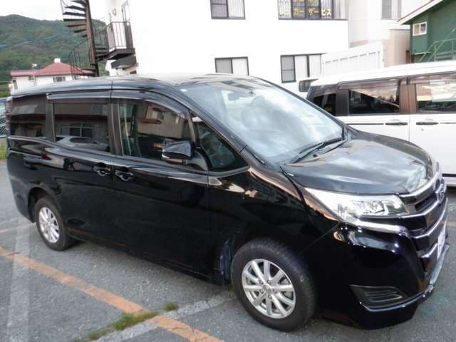 Car thumbnail 3
