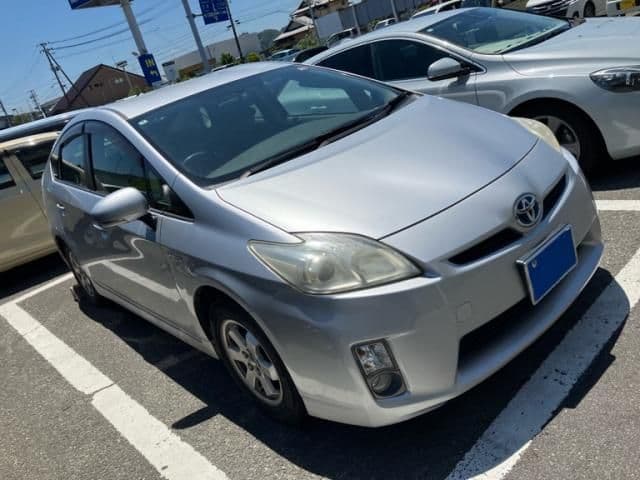Car thumbnail 3
