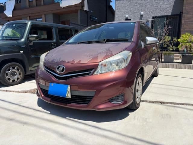 Car thumbnail 4
