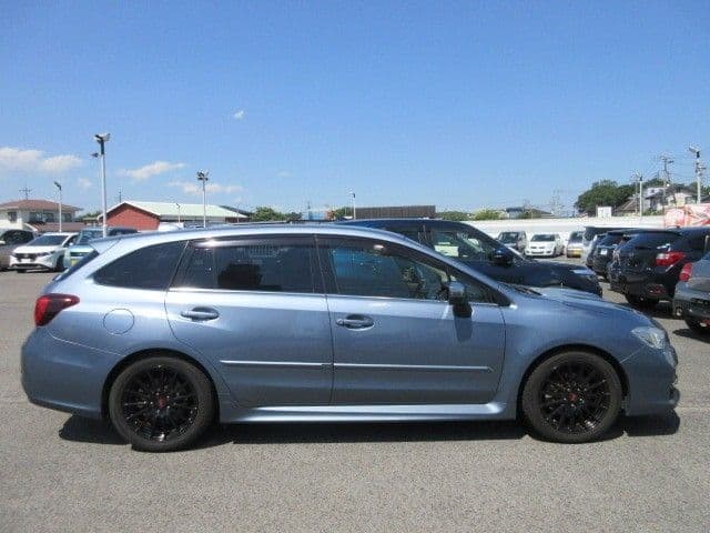 Car thumbnail 3