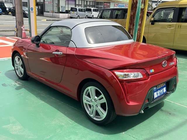 Car thumbnail 4