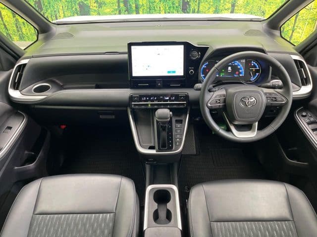 Car thumbnail 2