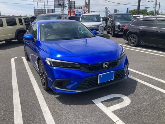 Car thumbnail 3