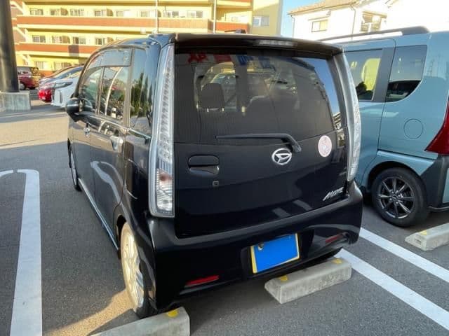 Car thumbnail 4