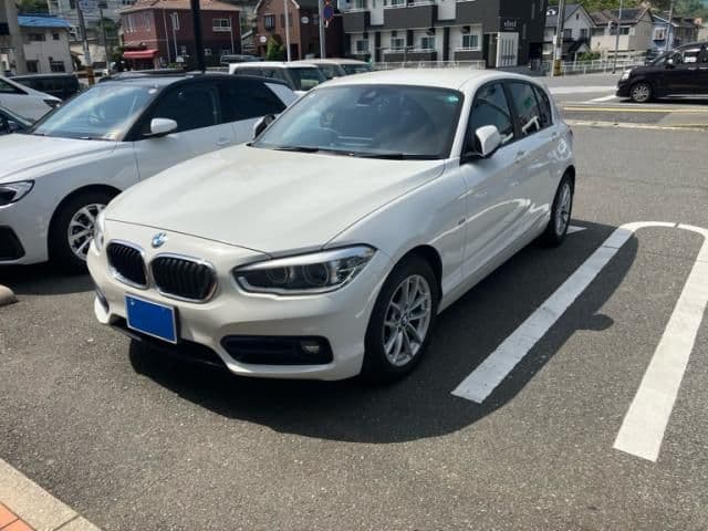 Car image 1