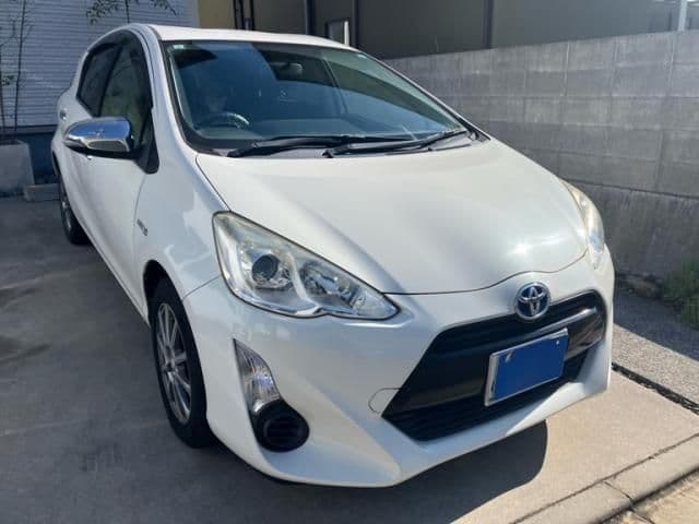 Car image 1