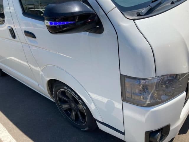 Car thumbnail 2