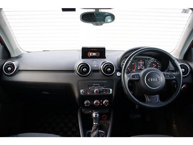 Car thumbnail 2