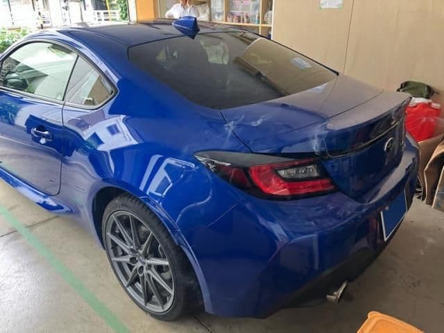 Car thumbnail 4