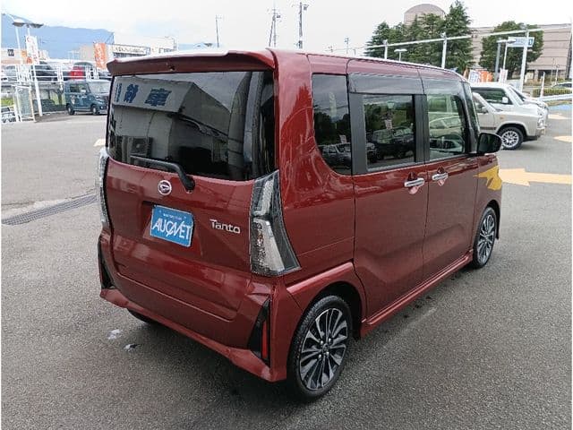 Car thumbnail 2