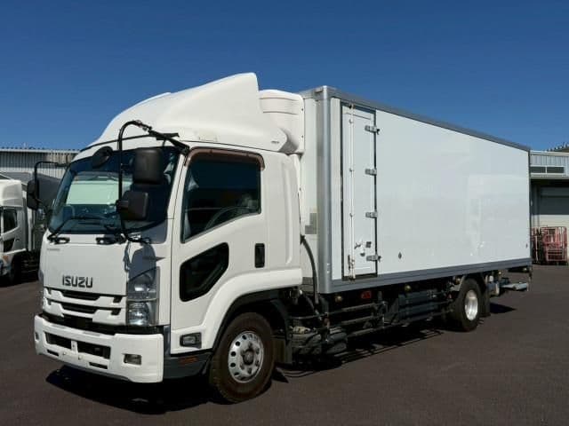ISUZU