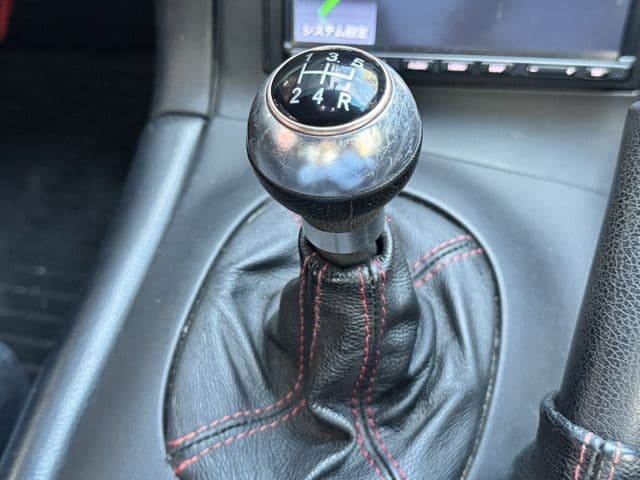 Car thumbnail 4