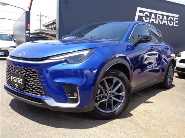 Car image 1