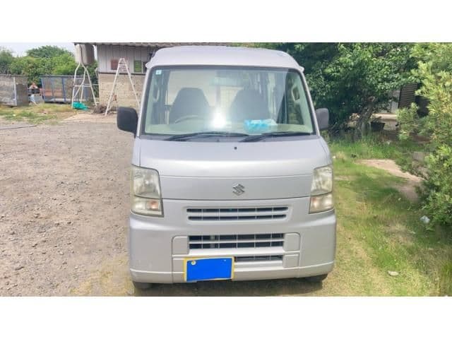 SUZUKI