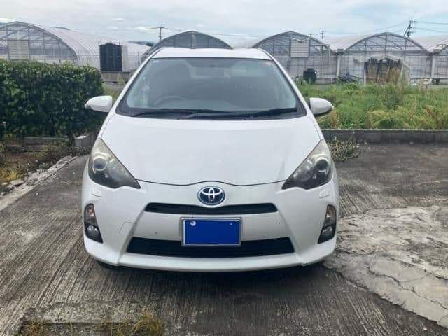 Car image 1
