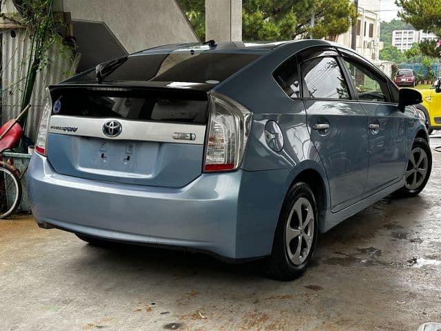 Car thumbnail 4