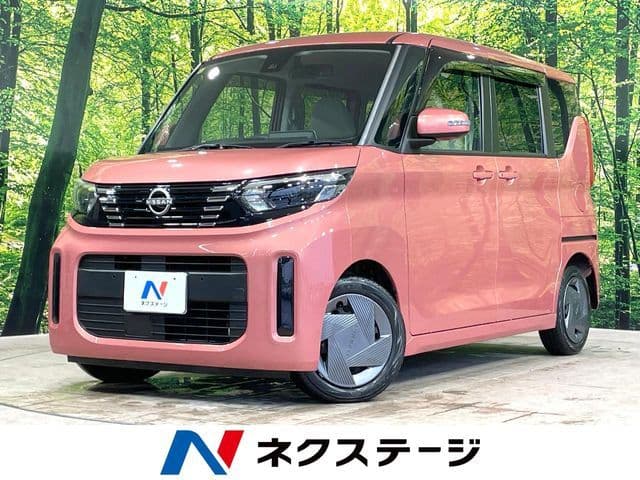 NISSAN