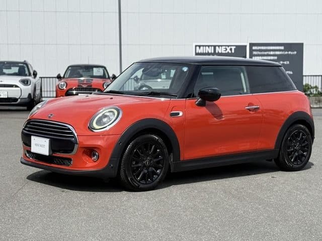 Car image 1