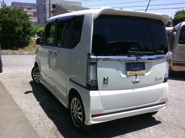 Car thumbnail 2