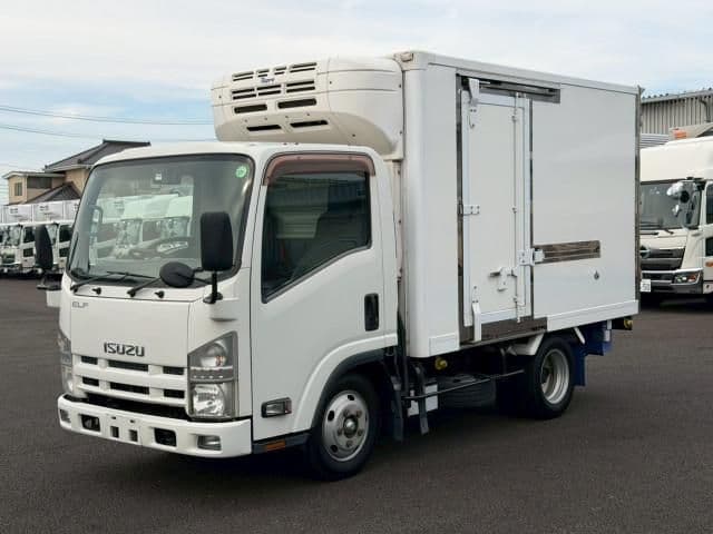 ISUZU