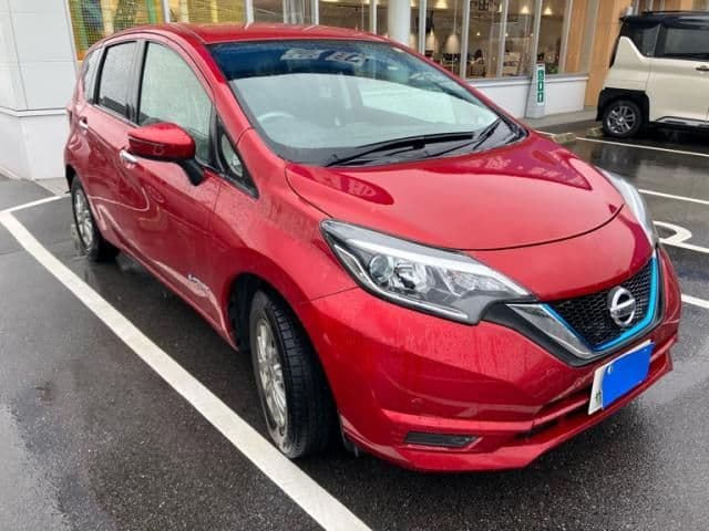 NISSAN