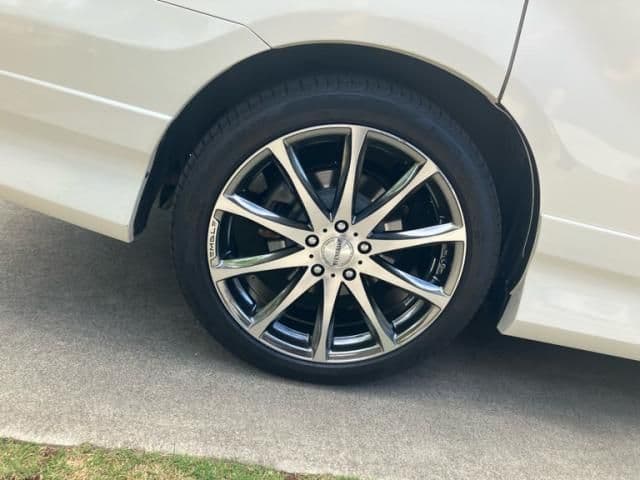 Car thumbnail 3