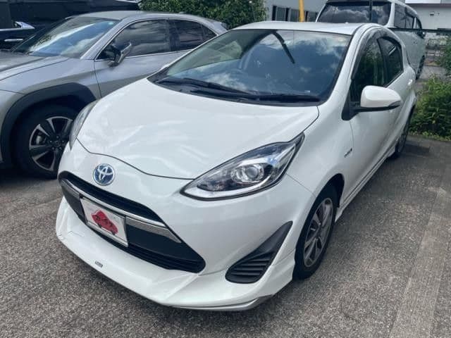 Car image 1