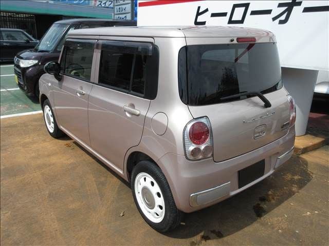 Car thumbnail 3