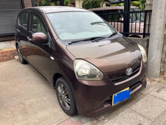 Car image 1
