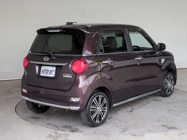 Car thumbnail 2