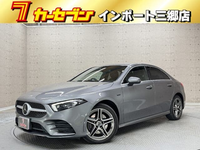MERCEDES BENZ