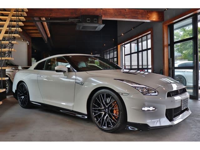 Car thumbnail 3
