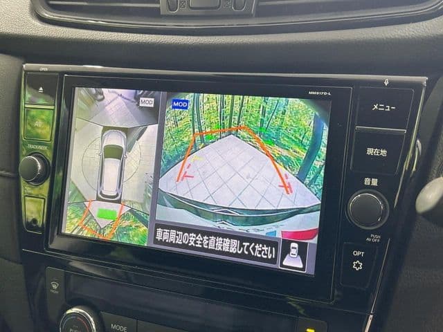 Car thumbnail 4