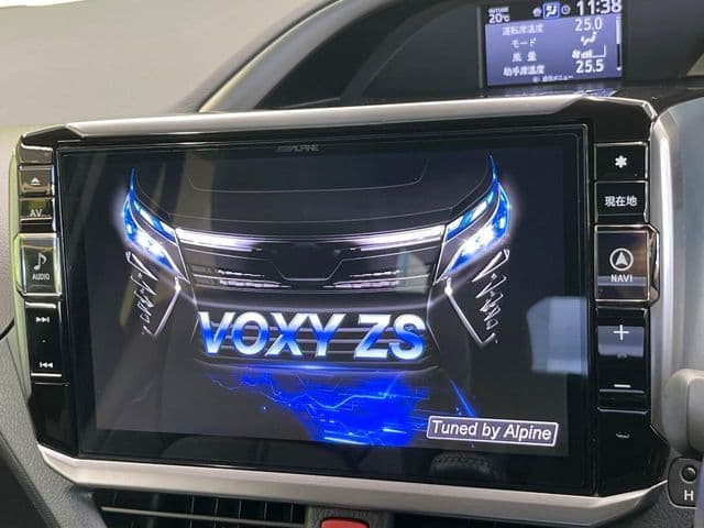 Car thumbnail 4